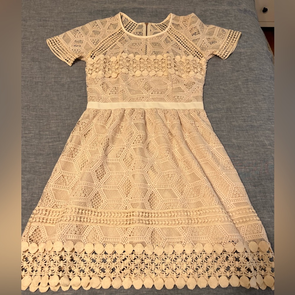 Cream Saylor dress - size small
